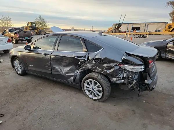 3FA6P0LU2KR103725 2019 FORD FUSION - Image 2