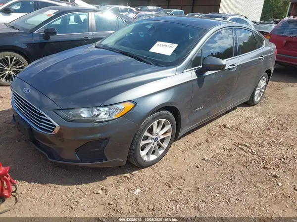 3FA6P0LU2KR109895 2019 FORD FUSION - Image 2
