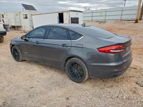 3FA6P0LU2KR110125 2019 FORD FUSION - Image 2