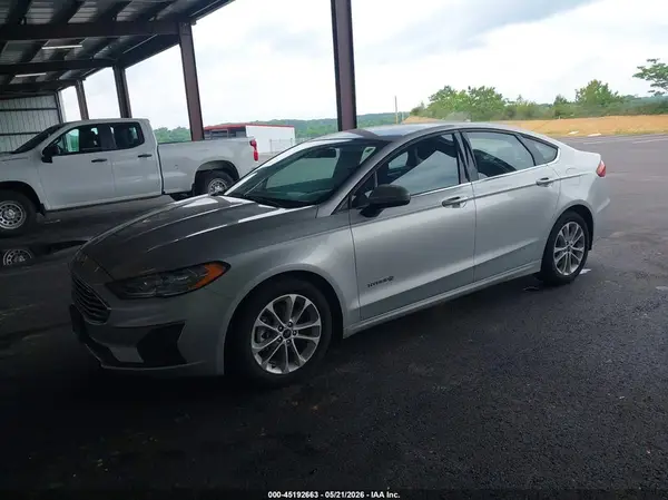 3FA6P0LU2KR115745 2019 FORD FUSION - Image 2