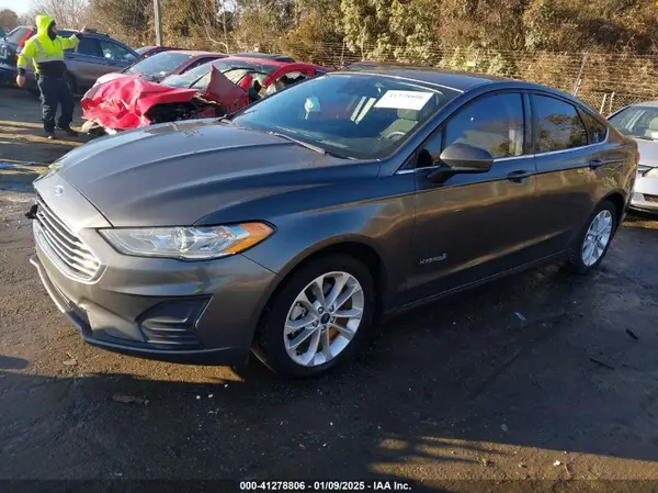 3FA6P0LU2KR119830 2019 FORD FUSION - Image 2