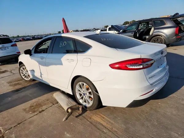 3FA6P0LU2KR120573 2019 FORD FUSION - Image 2