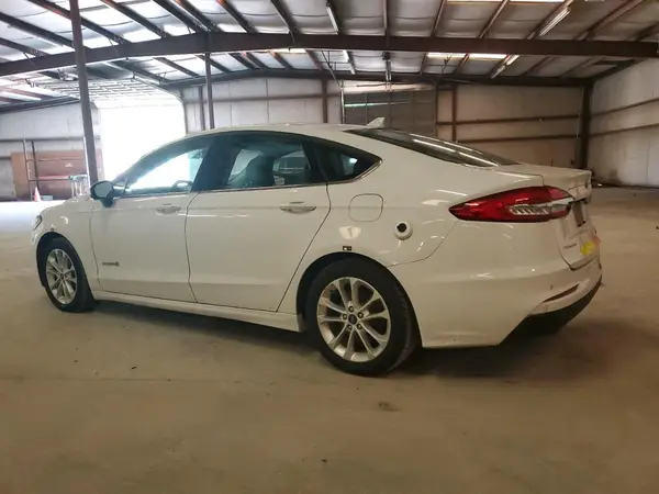 3FA6P0LU2KR124784 2019 FORD FUSION - Image 2