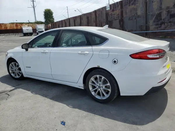 3FA6P0LU2KR124879 2019 FORD FUSION - Image 2