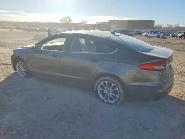 3FA6P0LU2KR130696 2019 FORD FUSION - Image 2