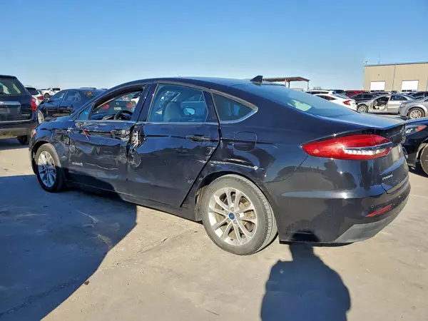 3FA6P0LU2KR139544 2019 FORD FUSION - Image 2
