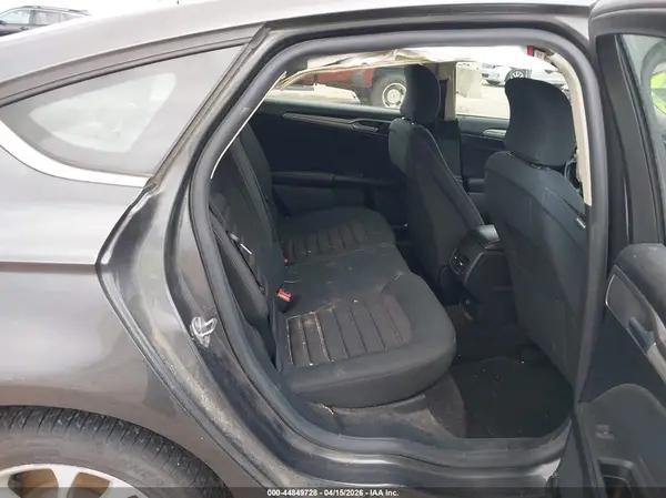 3FA6P0LU2KR139804 2019 FORD FUSION - Image 8