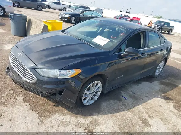 3FA6P0LU2KR143707 2019 FORD FUSION - Image 2