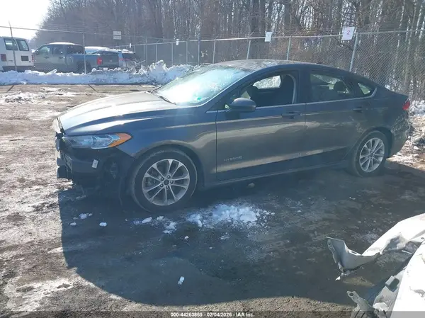 3FA6P0LU2KR157476 2019 FORD FUSION - Image 2
