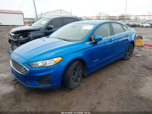3FA6P0LU2KR168185 2019 FORD FUSION - Image 2