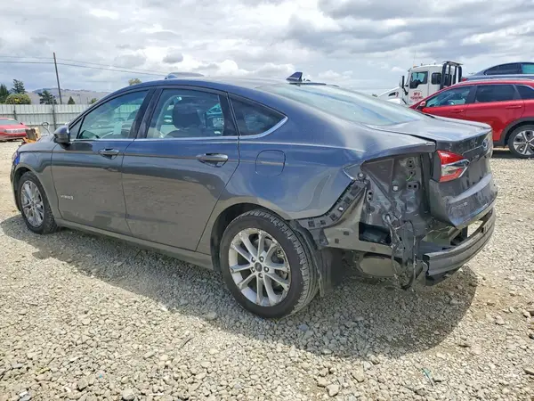 3FA6P0LU2KR178005 2019 FORD FUSION - Image 2