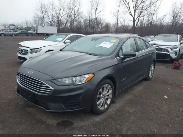3FA6P0LU2KR195953 2019 FORD FUSION - Image 2