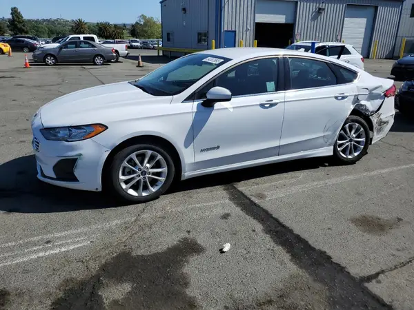 3FA6P0LU2KR201864 2019 FORD FUSION - Image 1