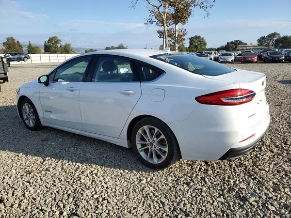 3FA6P0LU2KR202397 2019 FORD FUSION - Image 2