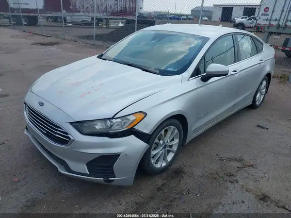 3FA6P0LU2KR204621 2019 FORD FUSION - Image 2