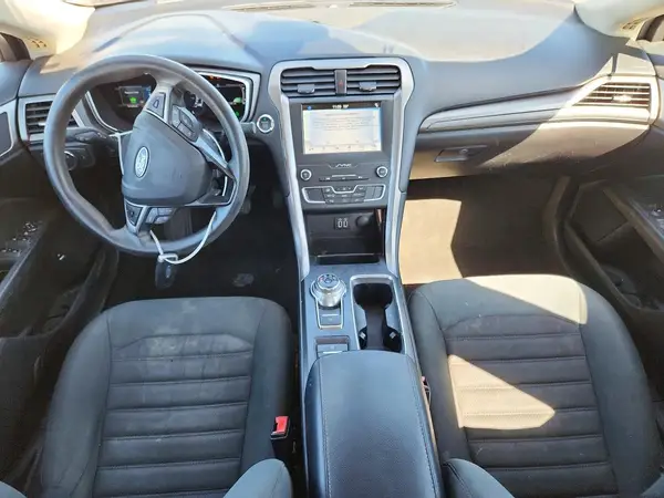 3FA6P0LU2KR204781 2019 FORD FUSION - Image 8