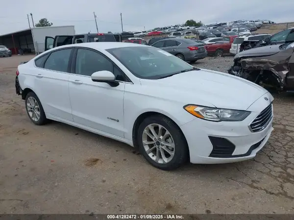 3FA6P0LU2KR204800 2019 FORD FUSION - Image 1