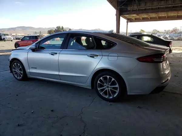 3FA6P0LU2KR204912 2019 FORD FUSION - Image 2