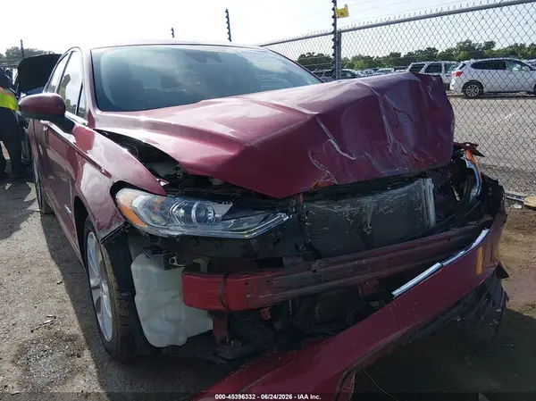 3FA6P0LU2KR205445 2019 FORD FUSION - Image 1