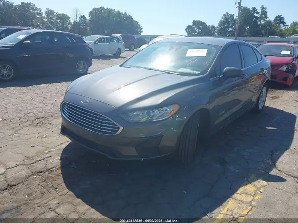 3FA6P0LU2KR206062 2019 FORD FUSION - Image 2