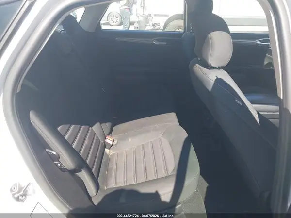 3FA6P0LU2KR207826 2019 FORD FUSION - Image 8