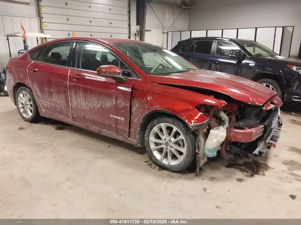 3FA6P0LU2KR210676 2019 FORD FUSION - Image 1