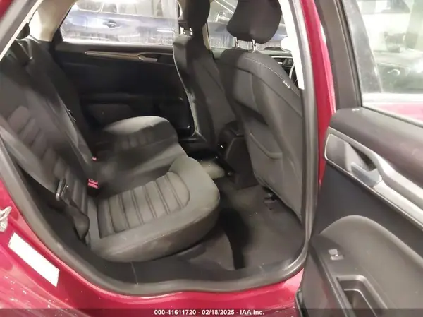 3FA6P0LU2KR210676 2019 FORD FUSION - Image 8