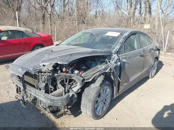 3FA6P0LU2KR217742 2019 FORD FUSION - Image 2