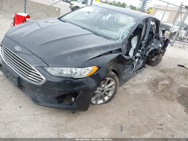 3FA6P0LU2KR218499 2019 FORD FUSION - Image 2