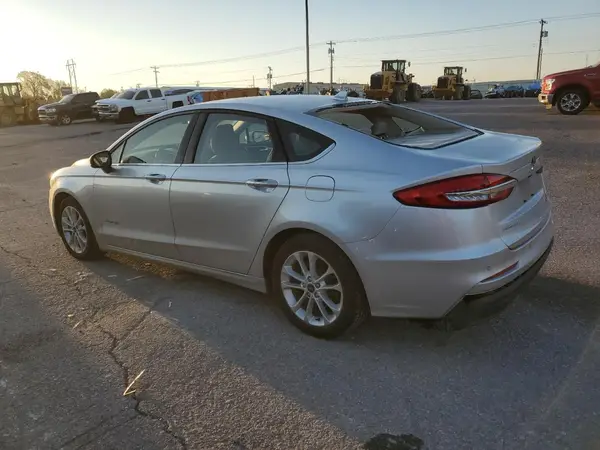3FA6P0LU2KR225016 2019 FORD FUSION - Image 2
