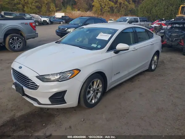 3FA6P0LU2KR226702 2019 FORD FUSION - Image 2
