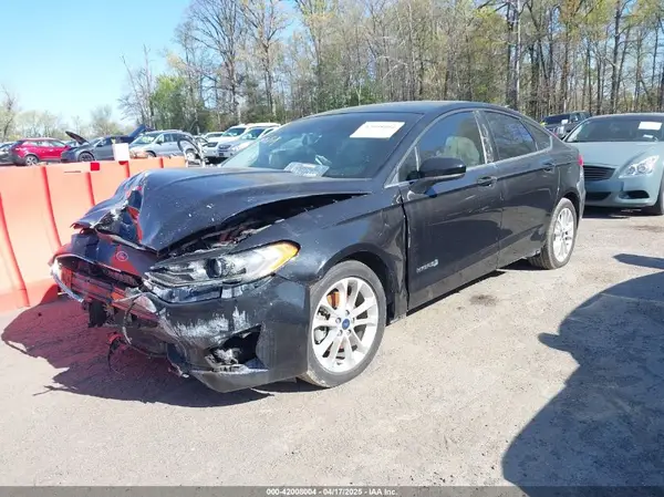 3FA6P0LU2KR240874 2019 FORD FUSION - Image 2