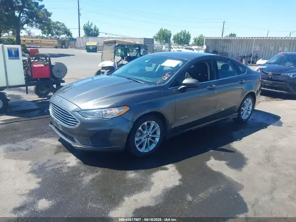 3FA6P0LU2KR256671 2019 FORD FUSION - Image 2