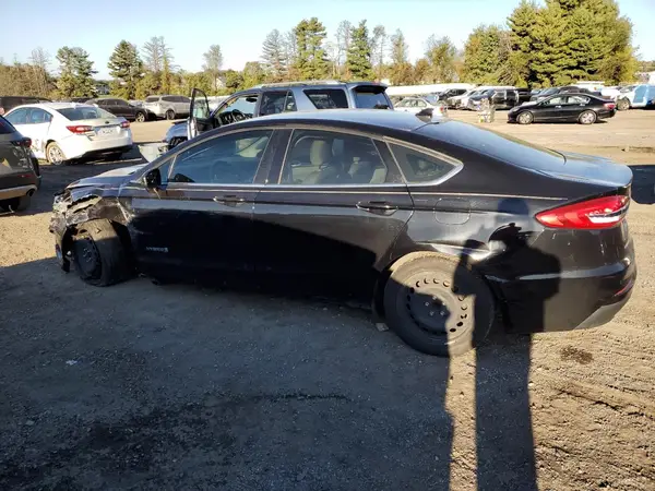 3FA6P0LU2KR257657 2019 FORD FUSION - Image 2
