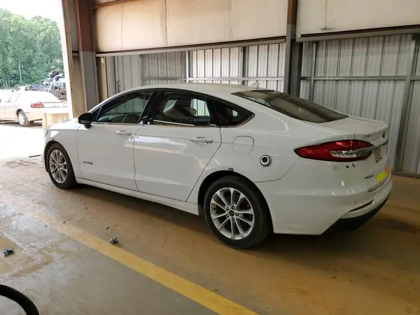 3FA6P0LU2KR263975 2019 FORD FUSION - Image 2
