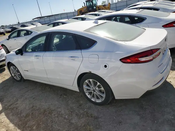 3FA6P0LU2KR263989 2019 FORD FUSION - Image 2