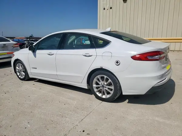 3FA6P0LU2KR263992 2019 FORD FUSION - Image 2