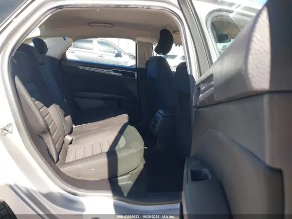 3FA6P0LU2KR268884 2019 FORD FUSION - Image 8