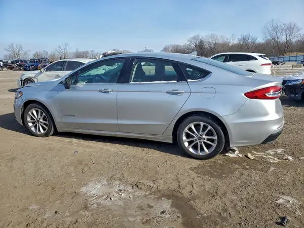 3FA6P0LU2KR272272 2019 FORD FUSION - Image 2