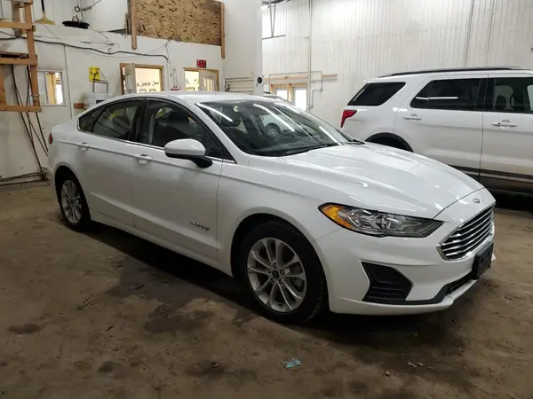 3FA6P0LU2KR285104 2019 FORD FUSION - Image 1