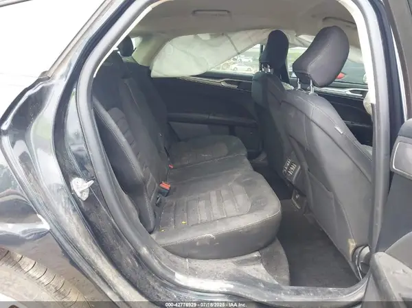 3FA6P0LU2LR123720 2020 FORD FUSION - Image 8