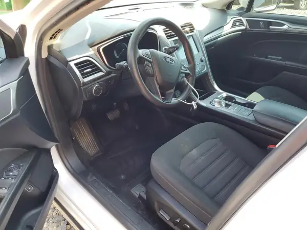 3FA6P0LU2LR163196 2020 FORD FUSION - Image 8