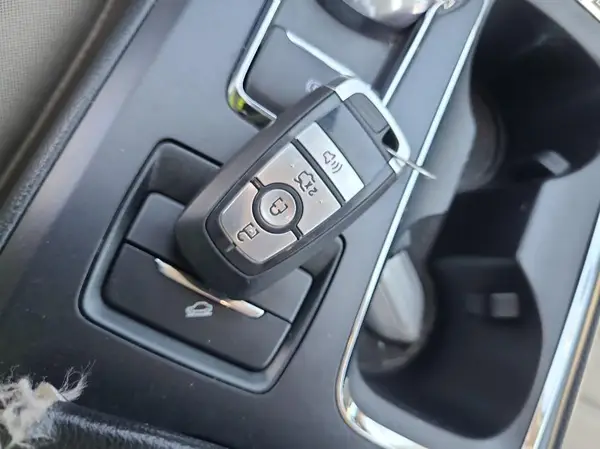 3FA6P0LU2LR177065 2020 FORD FUSION - Image 8