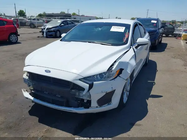 3FA6P0LU2LR214390 2020 FORD FUSION - Image 2