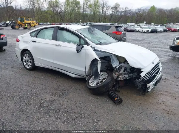 3FA6P0LU2LR219671 2020 FORD FUSION - Image 1