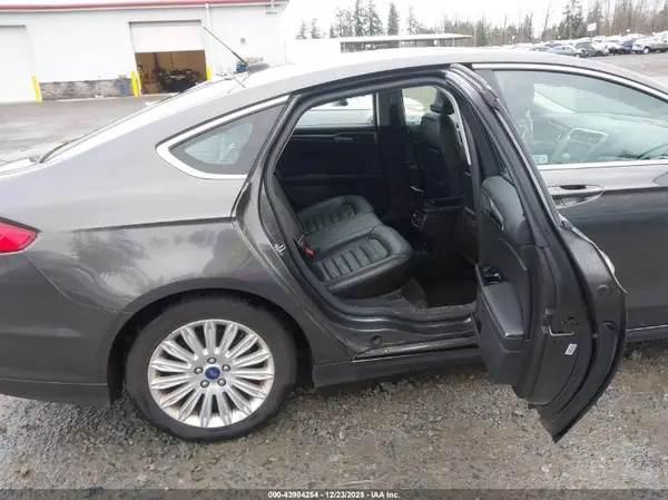 3FA6P0LU3GR187822 2016 FORD FUSION - Image 8