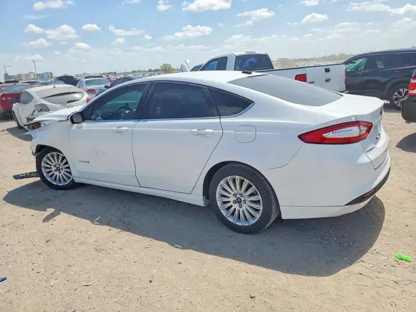 3FA6P0LU3GR306923 2016 FORD FUSION - Image 2