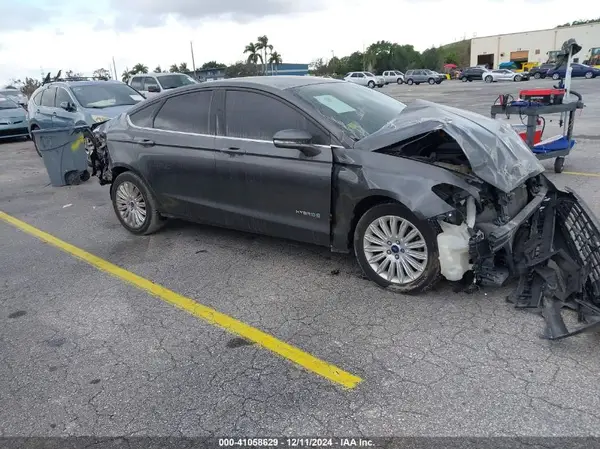 3FA6P0LU3GR307148 2016 FORD FUSION - Image 1