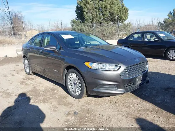 3FA6P0LU3GR345513 2016 FORD FUSION - Image 1