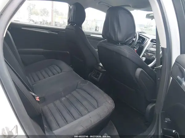 3FA6P0LU3GR357984 2016 FORD FUSION - Image 8